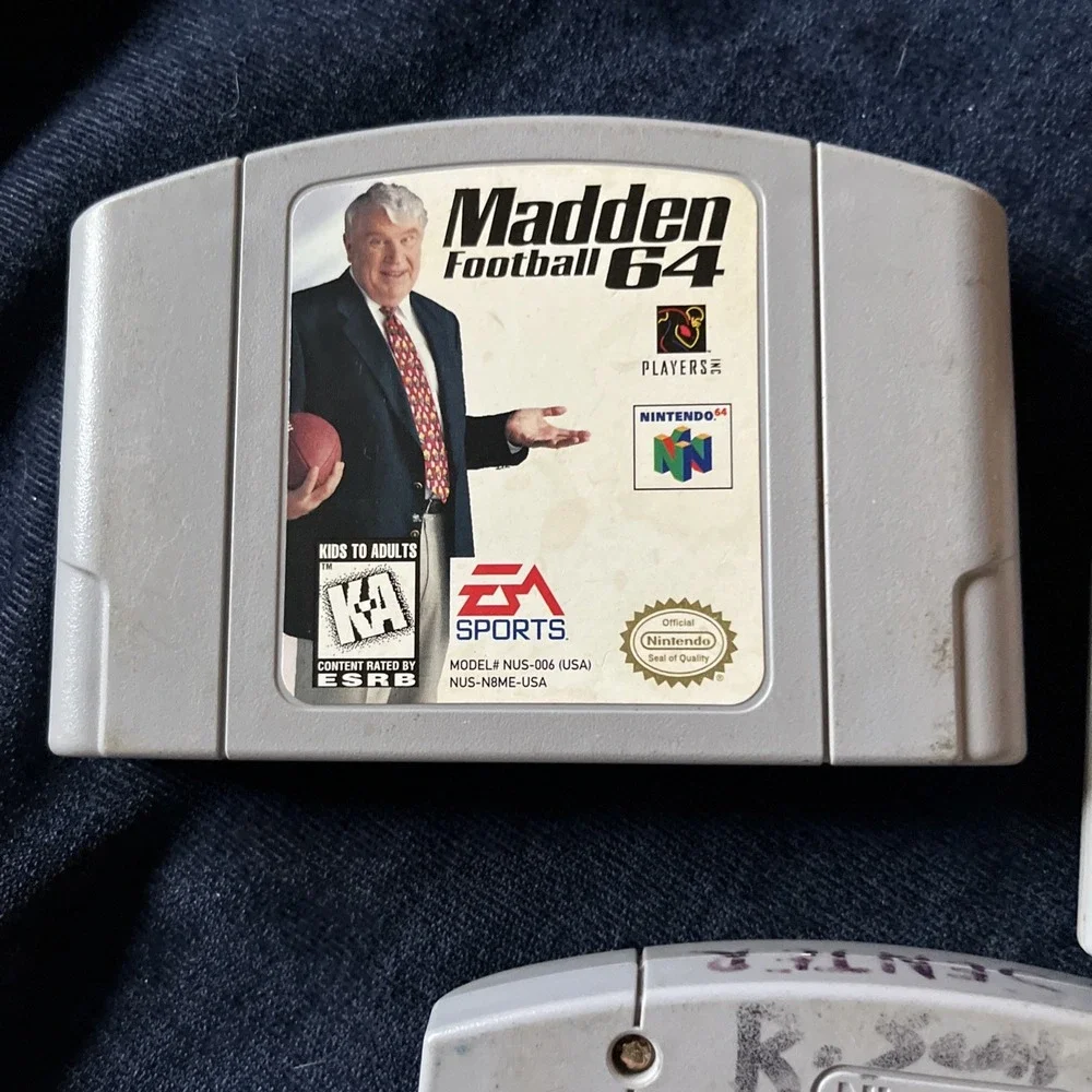 Nintendo 64 Lot of 5 Games Madden 2000 64 WCW Mayhem Ready 2 Rumble Baseball